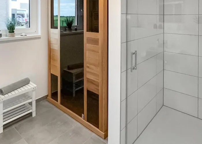 House Nyaraló Tossens